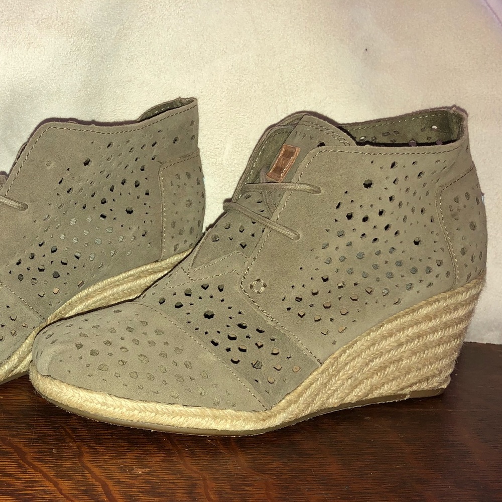 TOMS Wedge Booties